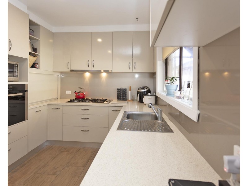 415 Kaitlers Road, Lavington NSW 2641