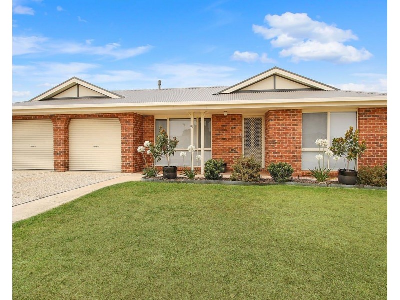 32 Koetong Crescent, West Wodonga VIC 3690