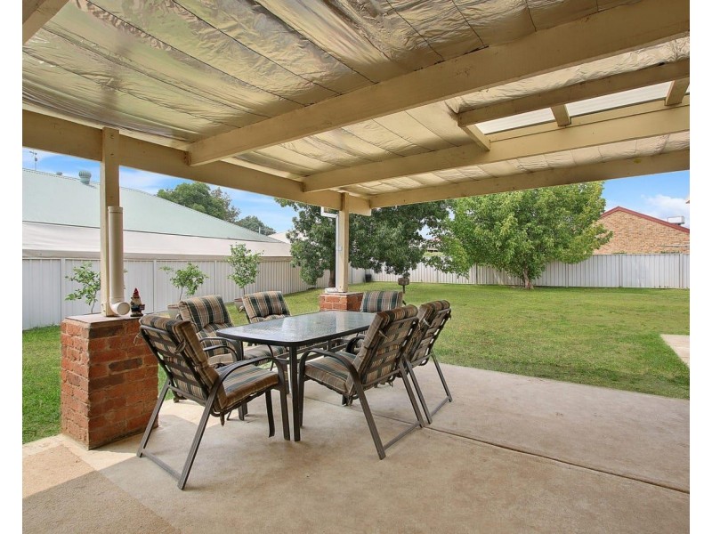 32 Koetong Crescent, West Wodonga VIC 3690