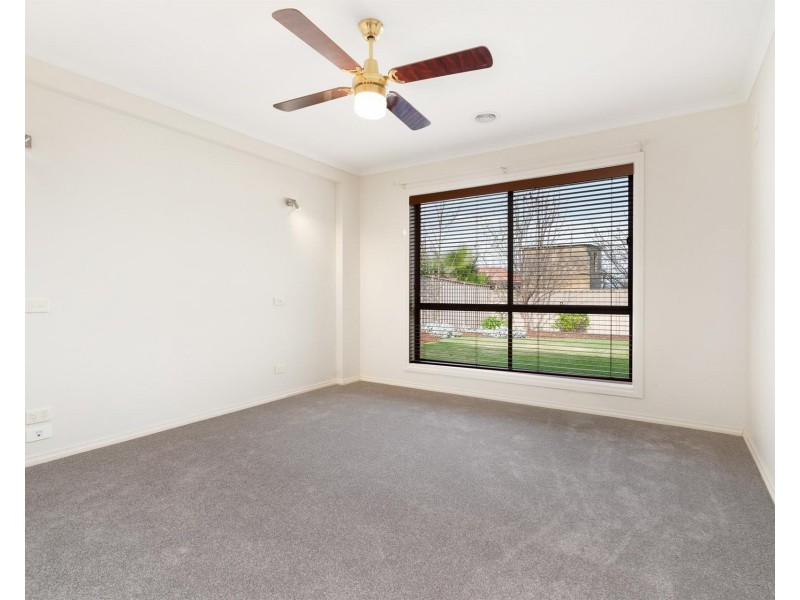 7 Dillagar Place, Springdale Heights NSW 2641
