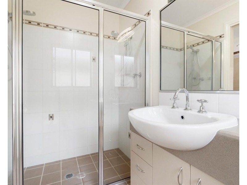 7 Dillagar Place, Springdale Heights NSW 2641