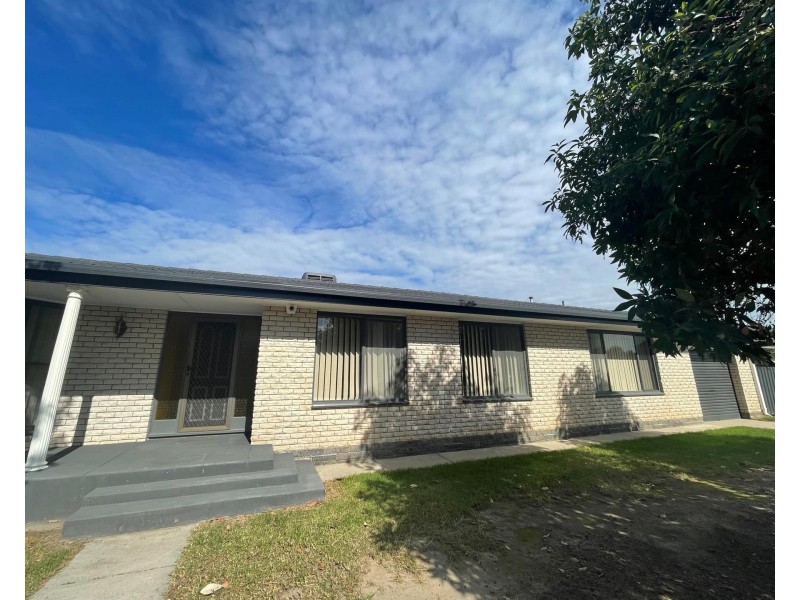 383 Douglas Road, Lavington NSW 2641