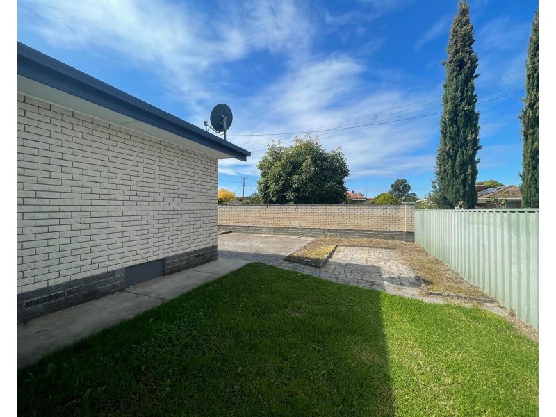 383 Douglas Road, Lavington NSW 2641