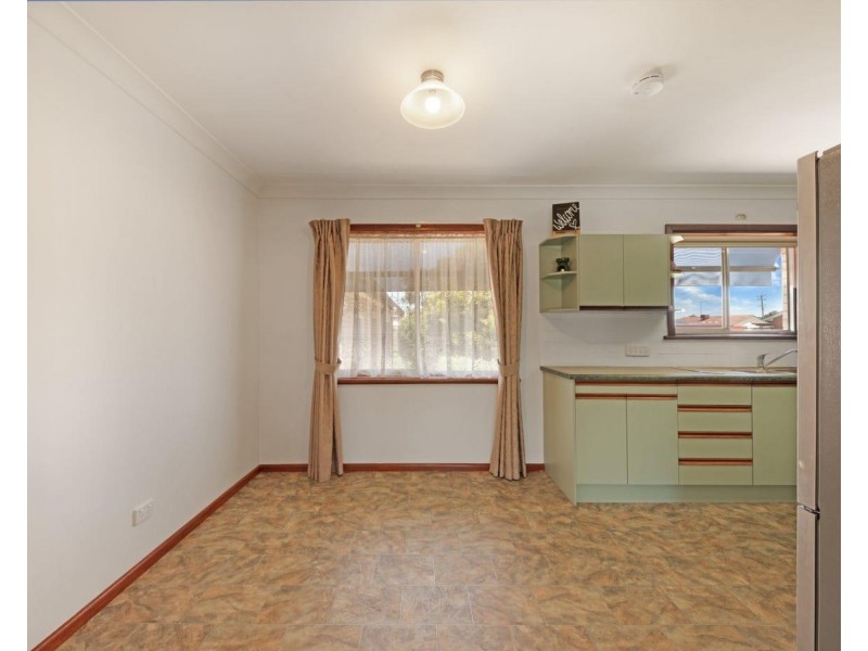 447 Bundarra Place, Lavington NSW 2641