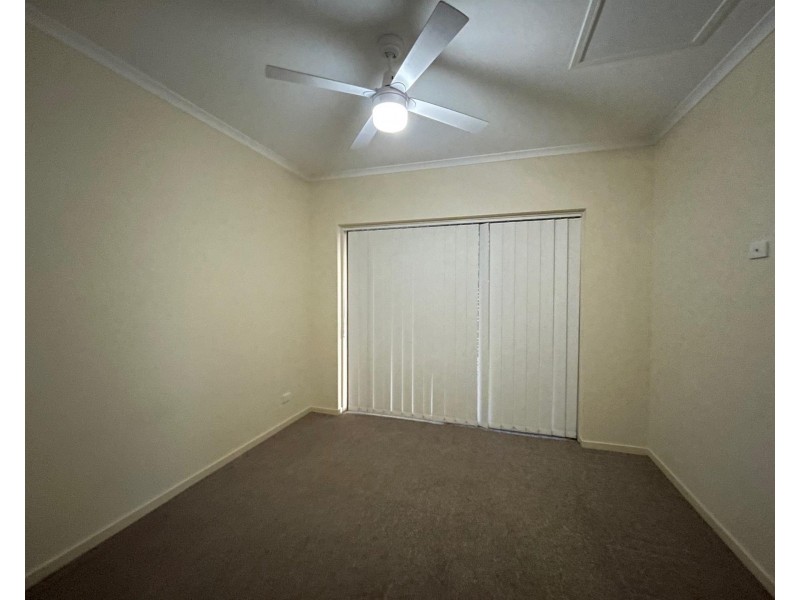 1/486 Kotthoff Street, Lavington NSW 2641