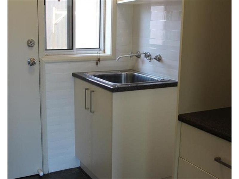 1/483 Urana Road, Lavington NSW 2641