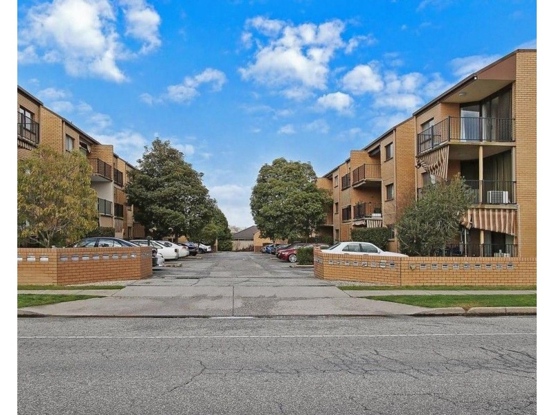 11/429 McDonald Road, Lavington NSW 2641