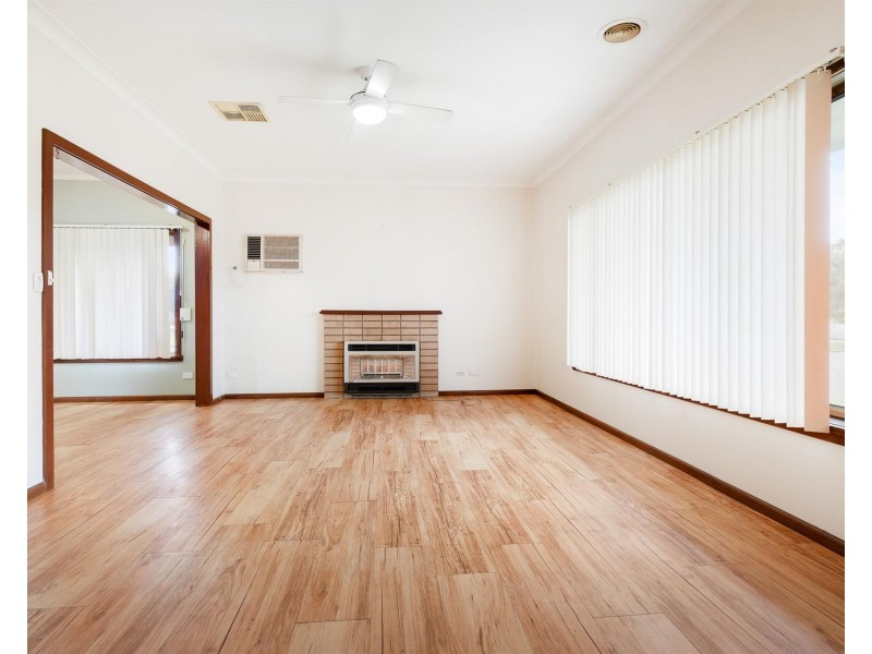 491 Kemp Street, Lavington NSW 2641