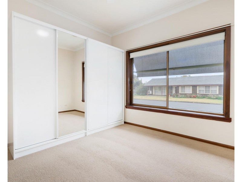 491 Kemp Street, Lavington NSW 2641