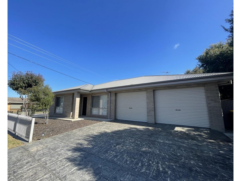 445 Prune Street, Lavington NSW 2641