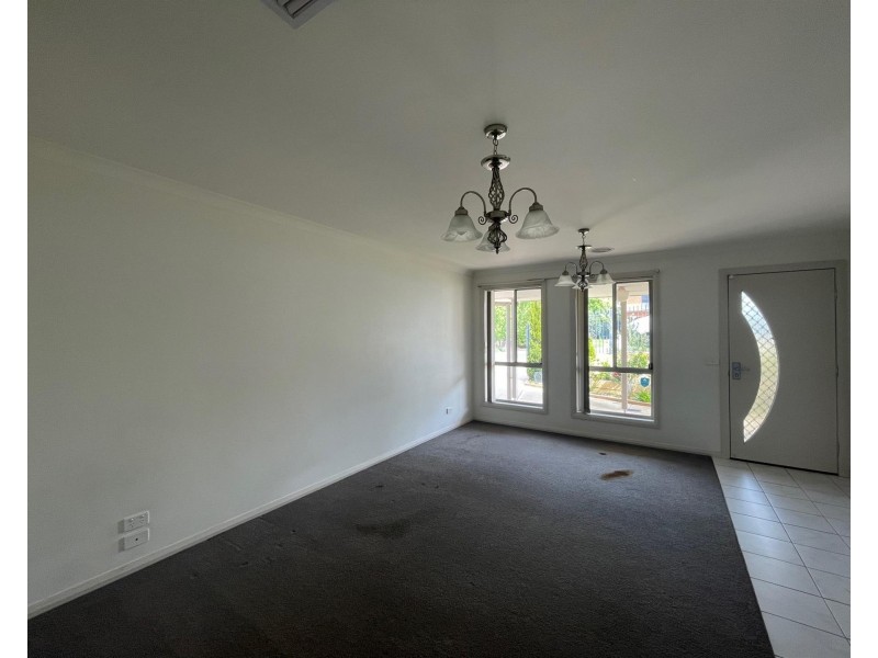 258 Vickers Road, Lavington NSW 2641