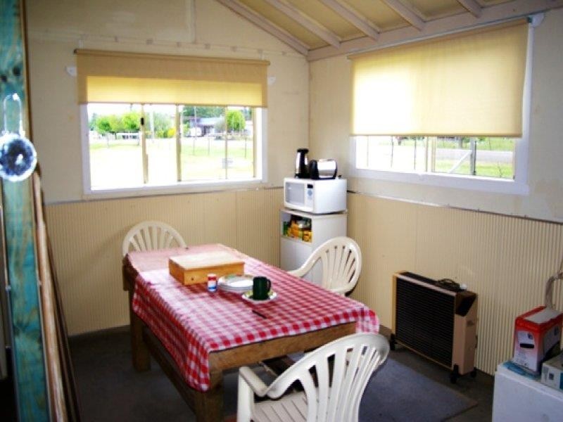 106-110 Caroline St, Bendemeer NSW 2355