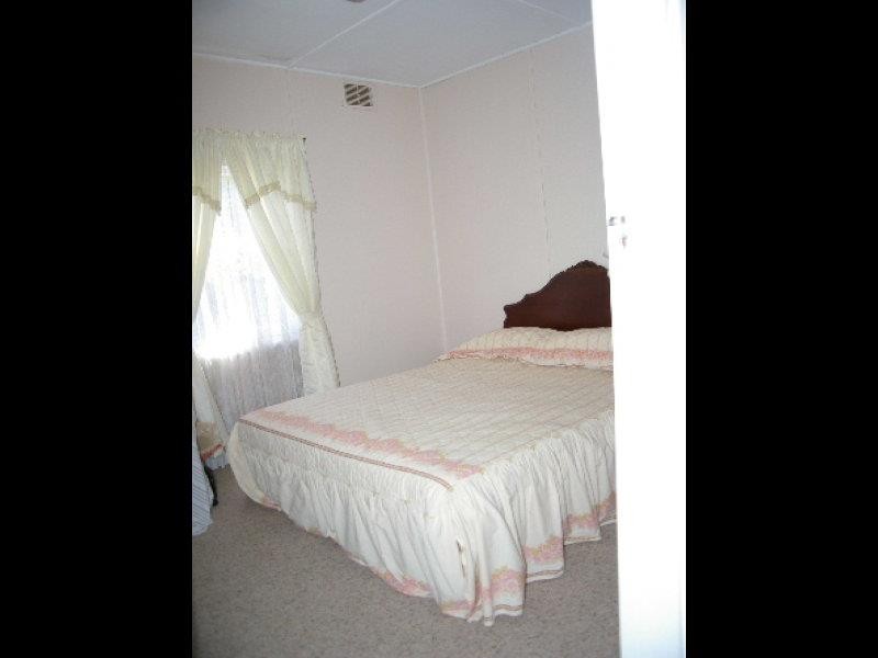 140 Bridge Street, Uralla NSW 2358