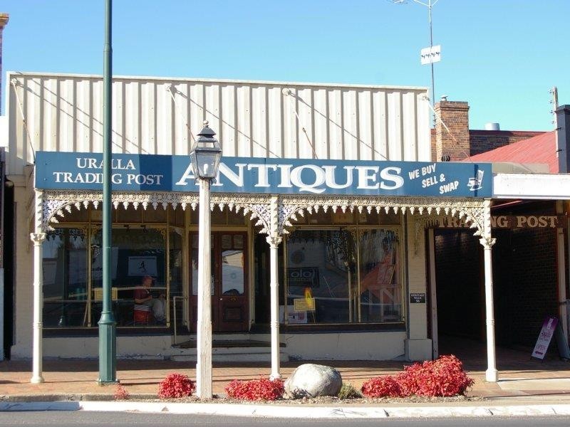 80 Bridge St, Uralla NSW 2358