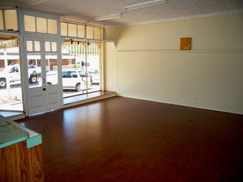 80 Bridge St, Uralla NSW 2358