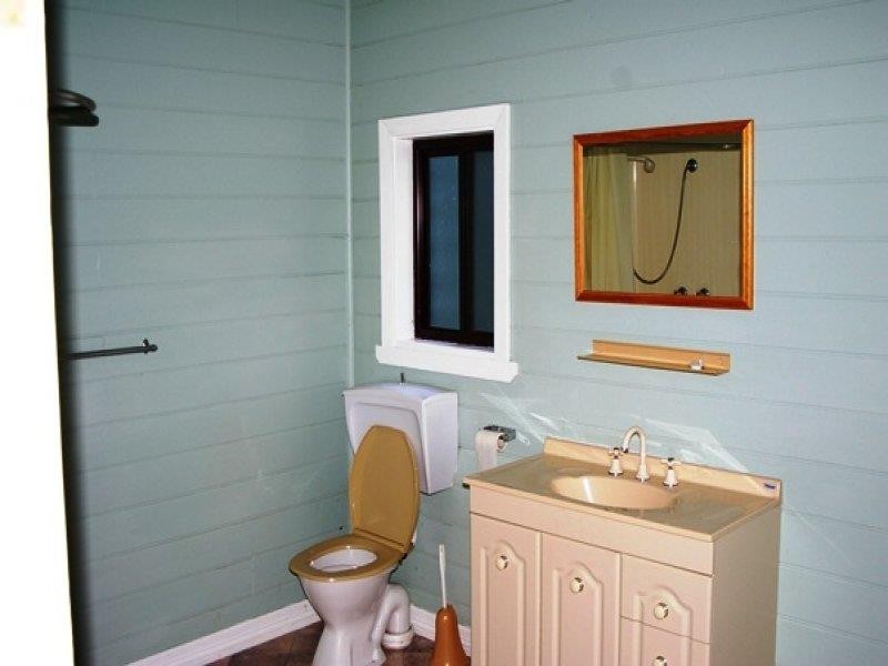 78 Queen St, Uralla NSW 2358