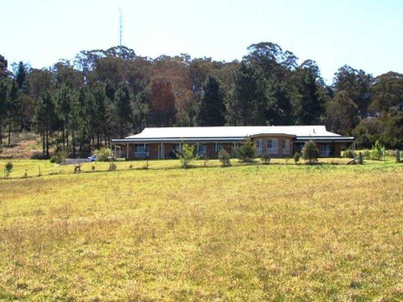 10 Fitzroy St, Uralla NSW 2358