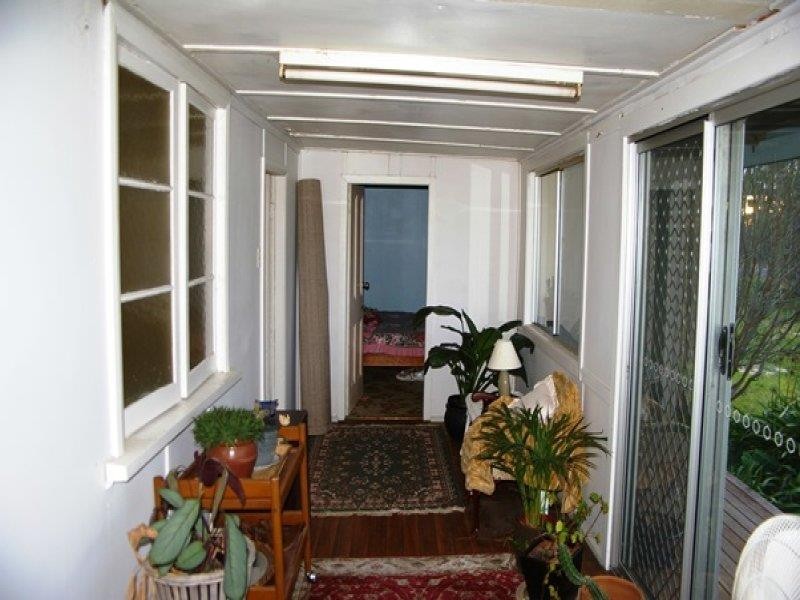 13 Rifle Range Road, Uralla NSW 2358