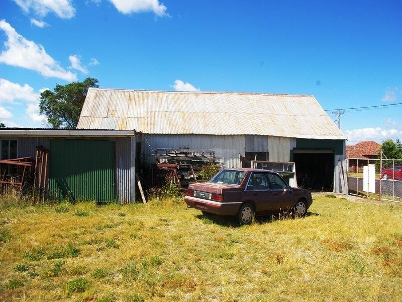 169 Bradley Street, Guyra NSW 2365