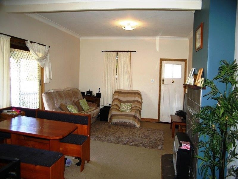 85 Bridge St, Uralla NSW 2358