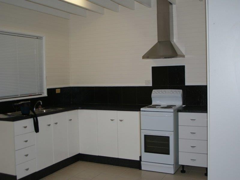 22 Fitzroy Street, Uralla NSW 2358