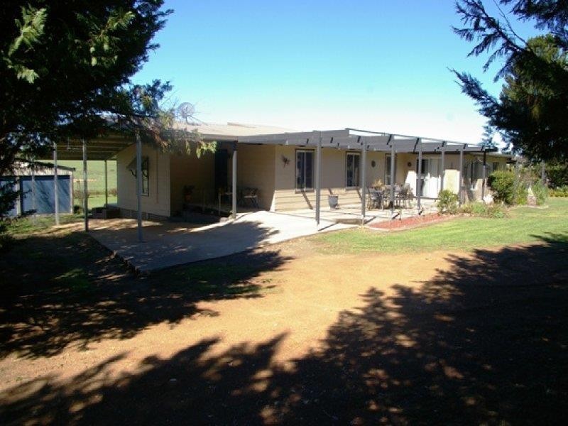 340 Heathersleigh Rd, Kellys Plains NSW 2350