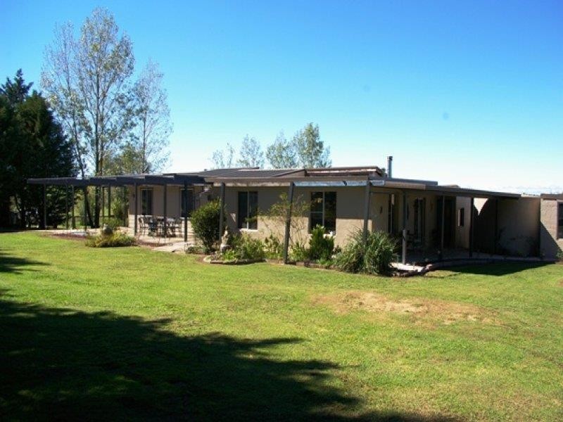 340 Heathersleigh Rd, Kellys Plains NSW 2350