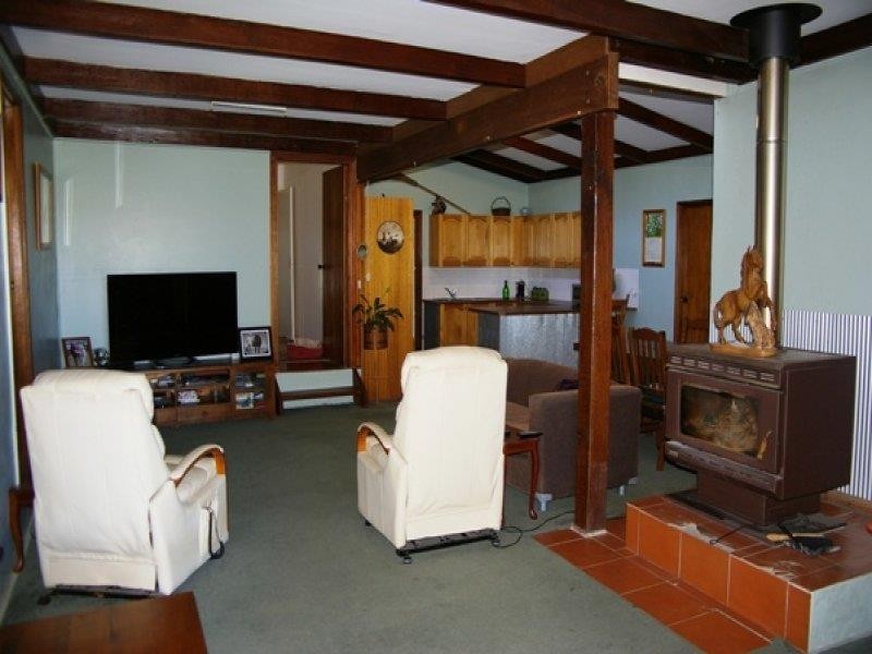 340 Heathersleigh Rd, Kellys Plains NSW 2350