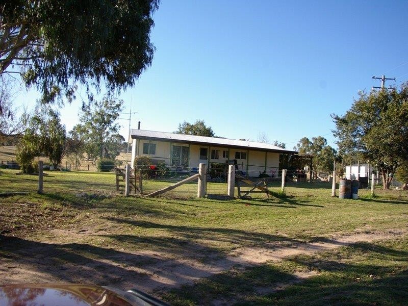 38 Green Valley Rd, Bendemeer NSW 2355