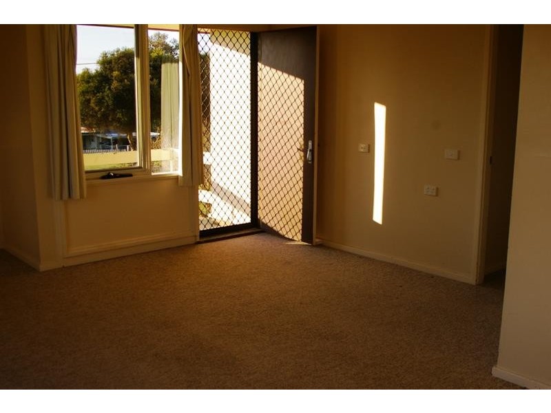 28 Fitzroy St, Uralla NSW 2358