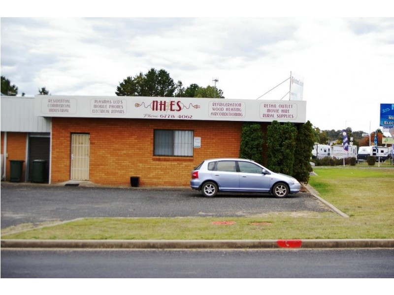 129 Bridge St, Uralla NSW 2358