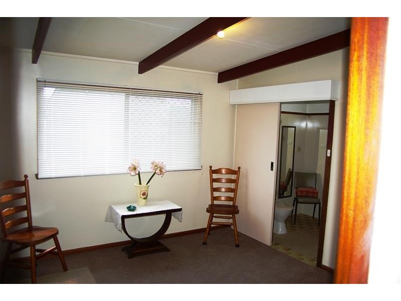 2 Dumaresq St, Uralla NSW 2358