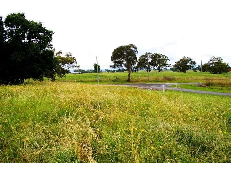 17 Clerk St, Bundarra NSW 2359