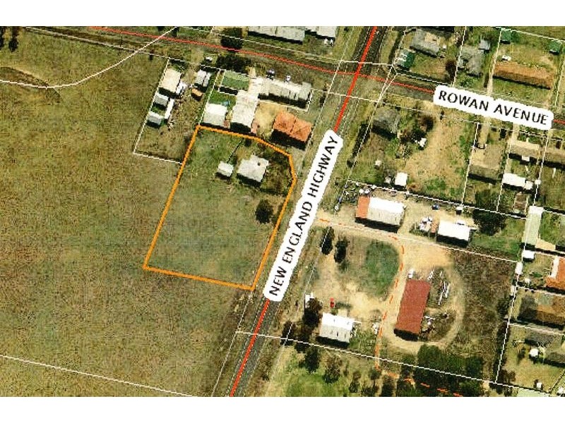 135 Bridge St, Uralla NSW 2358