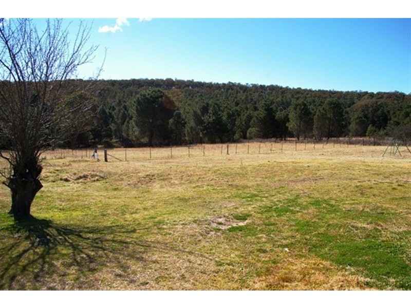 3 Mcdonalds Lane, Rocky River NSW 2358