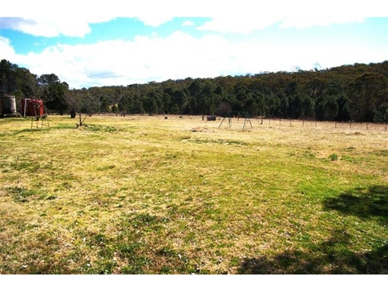 3 Mcdonalds Lane, Rocky River NSW 2358