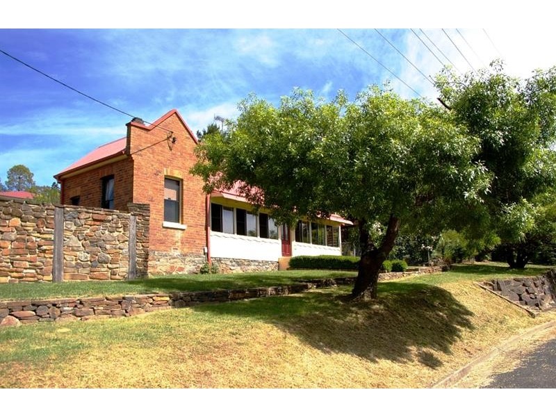 102S Derby St, Walcha NSW 2354