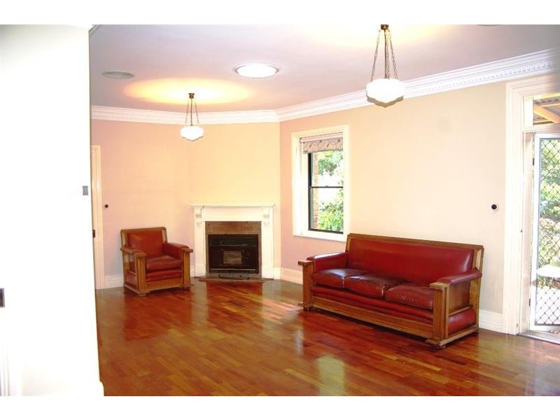 102S Derby St, Walcha NSW 2354