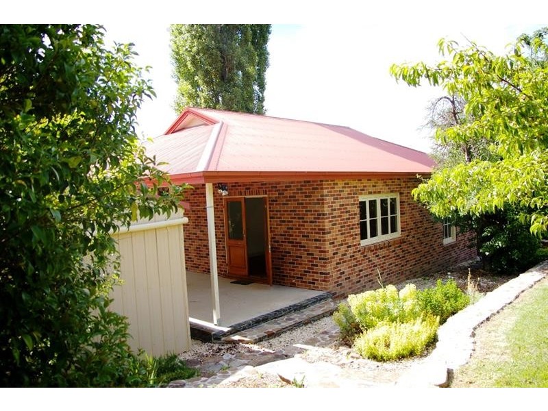 102S Derby St, Walcha NSW 2354