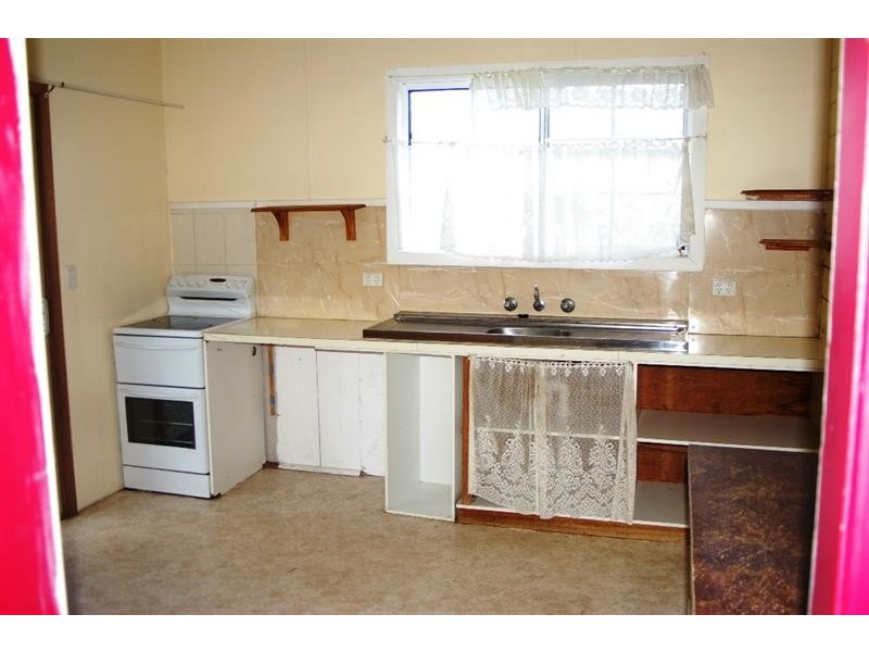 107E North  St, Walcha NSW 2354