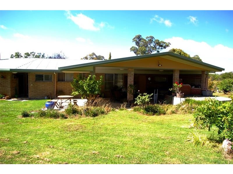 418 Thunderbolts Way, Uralla NSW 2358