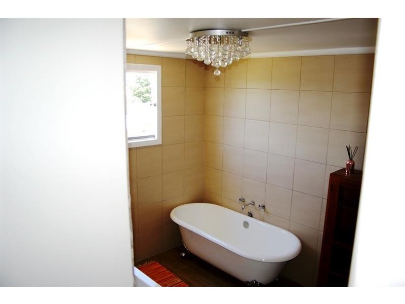 17S Middle St, Walcha NSW 2354