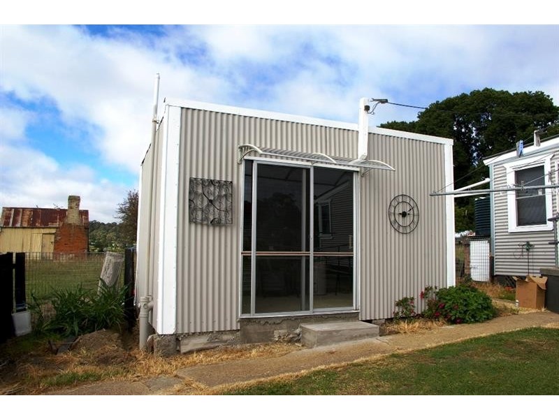 14 Emu Creek Rd, Walcha NSW 2354