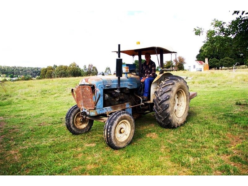 14 Emu Creek Rd, Walcha NSW 2354