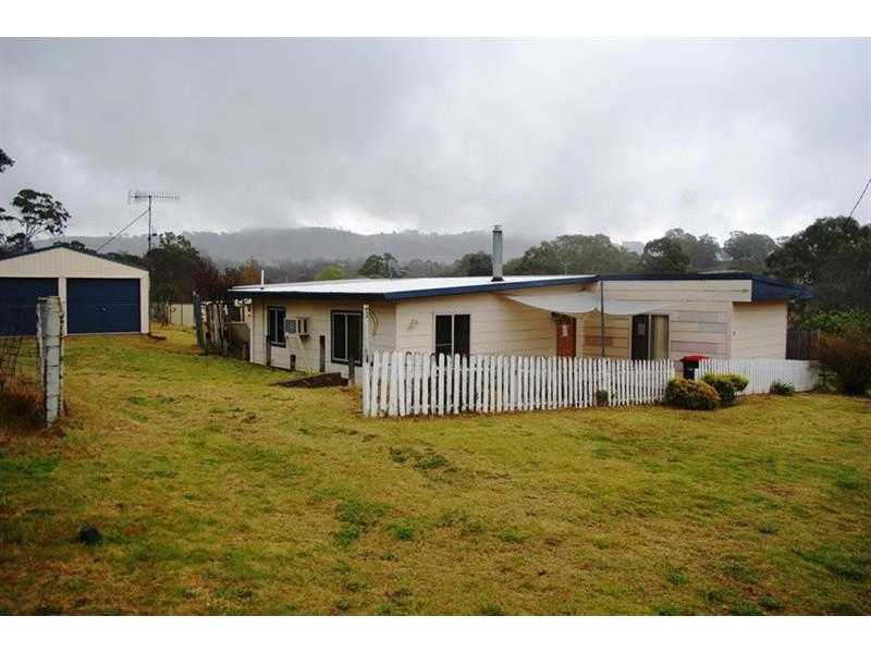 5 Moonboy Street, Bendemeer NSW 2355