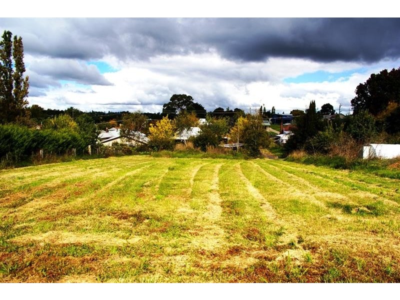 29a Queen St, Uralla NSW 2358