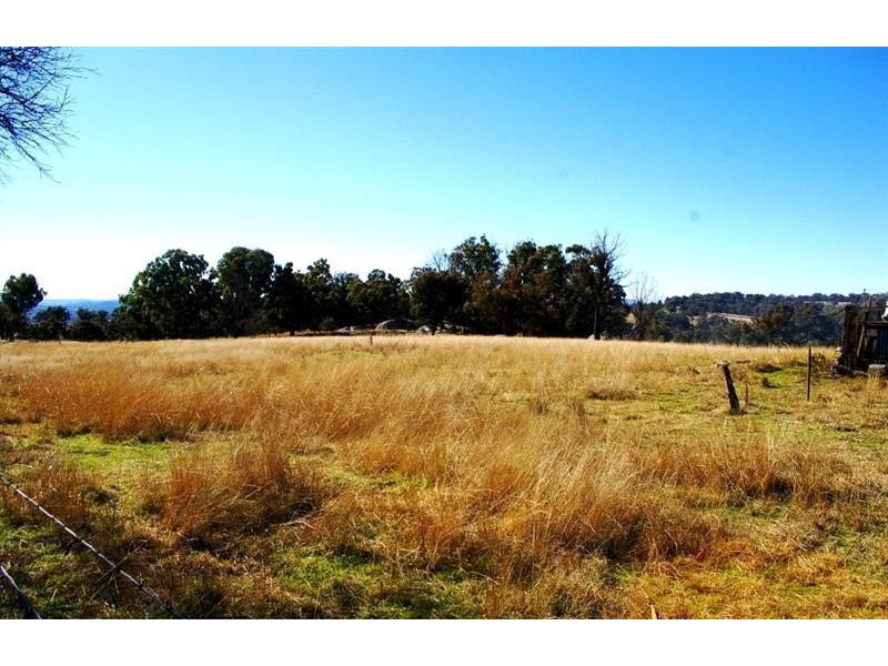 56 Kalinowski Lane, Rocky River NSW 2358