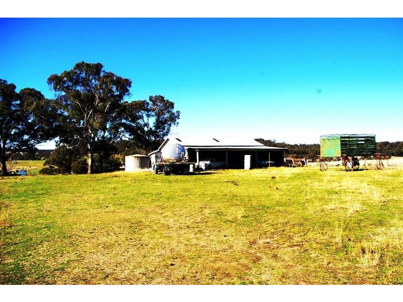 56 Kalinowski Lane, Rocky River NSW 2358