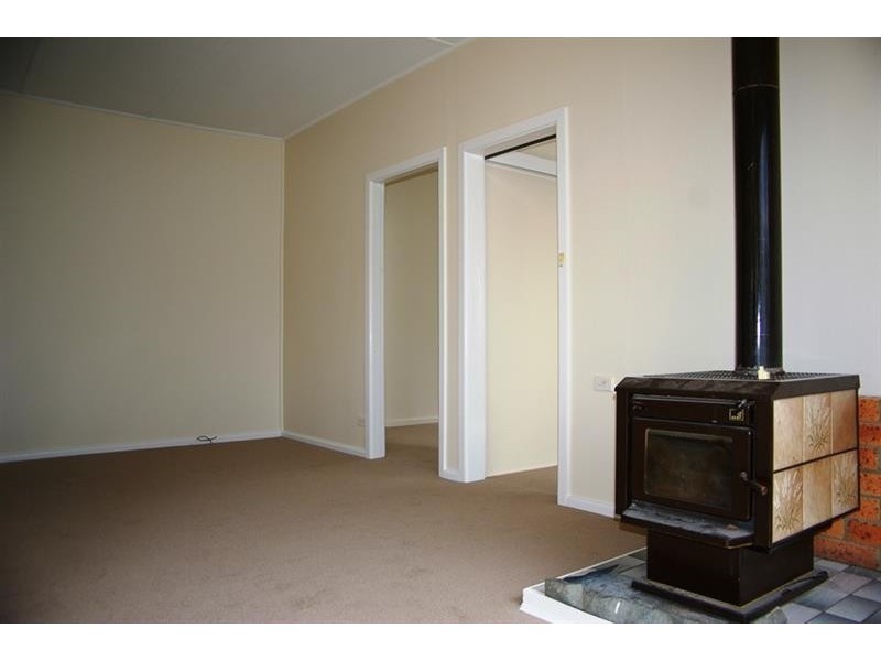 215N Pakington Street, Walcha NSW 2354