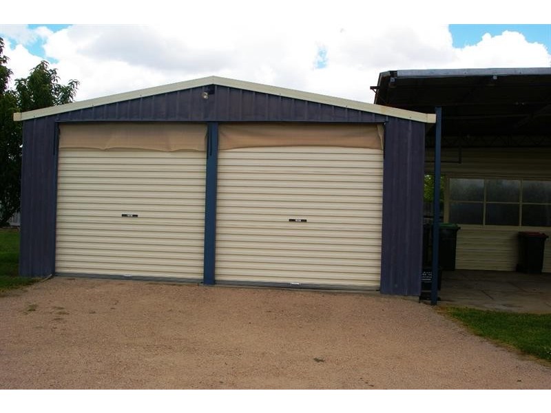 13 Mcmahon St, Uralla NSW 2358